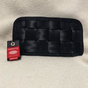 Harvey’s seatbelt wallet black